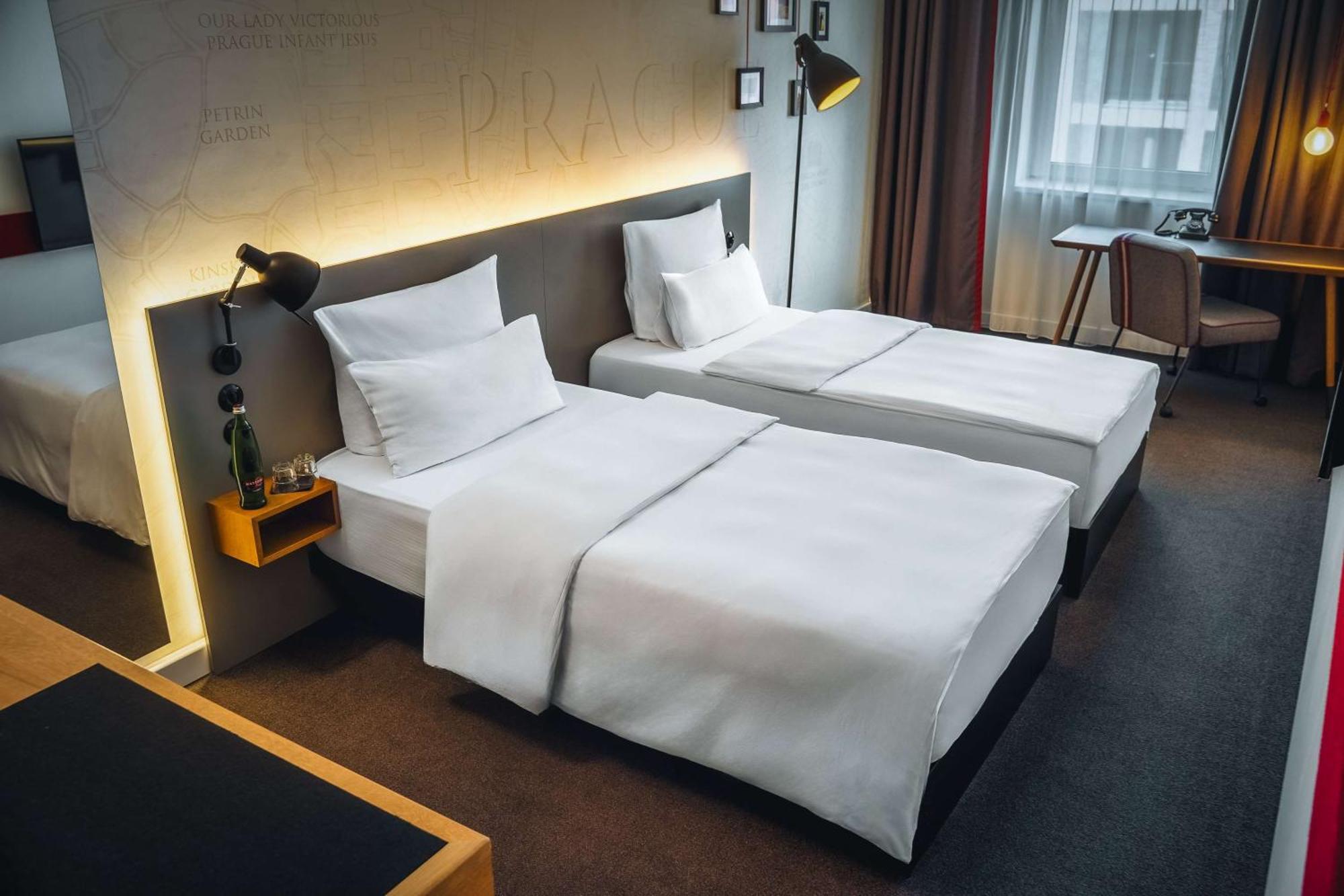 Hotel Pulse8 