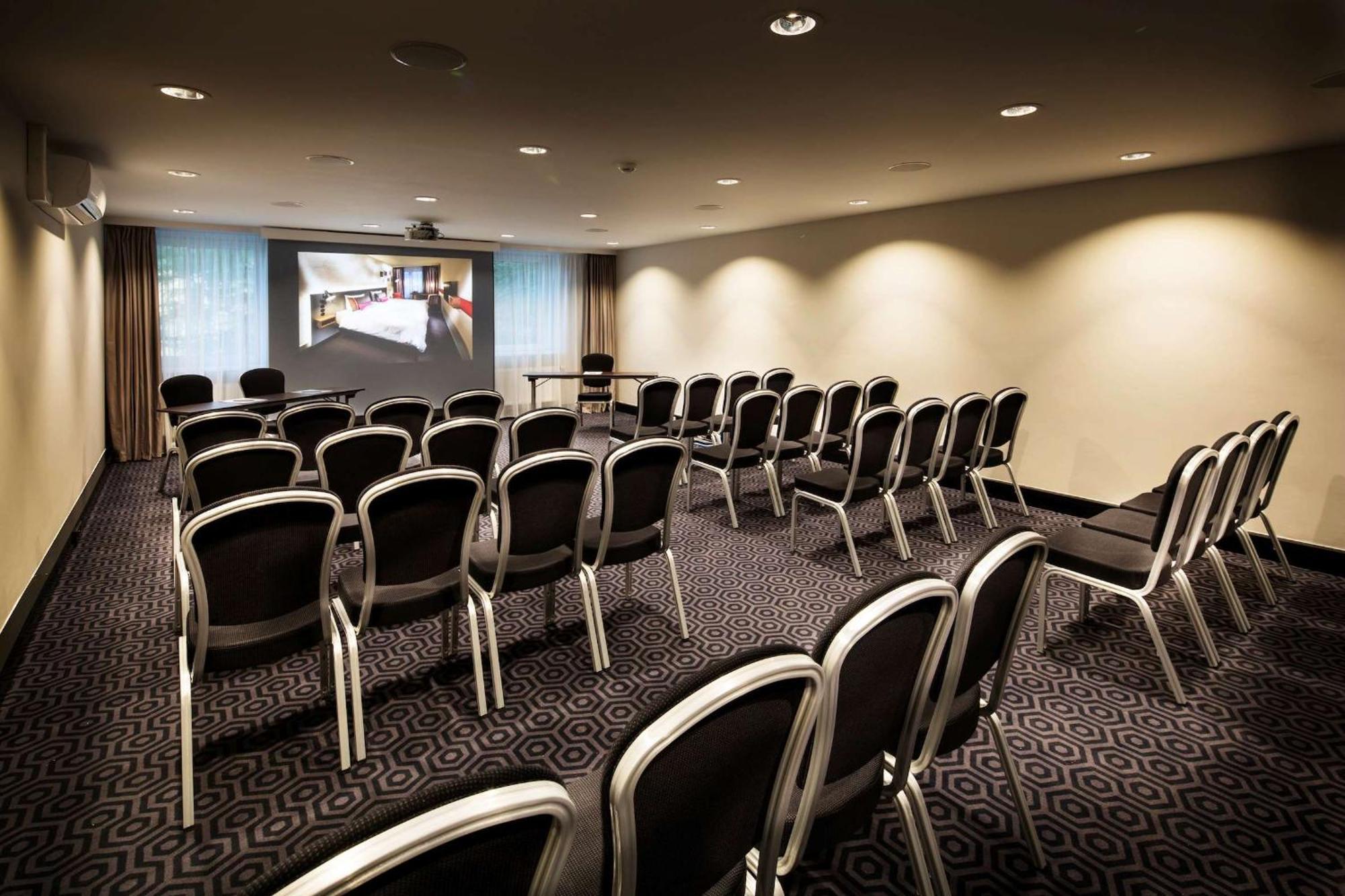 Hotel Pulse8 
